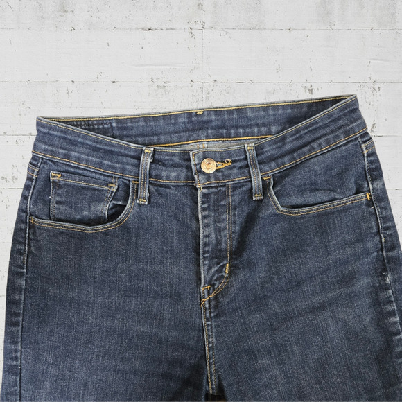 Levi's Dark Wash High Waisted Slim Champagne Label Classic Skinny Jeans Size 28 - Picture 3 of 8